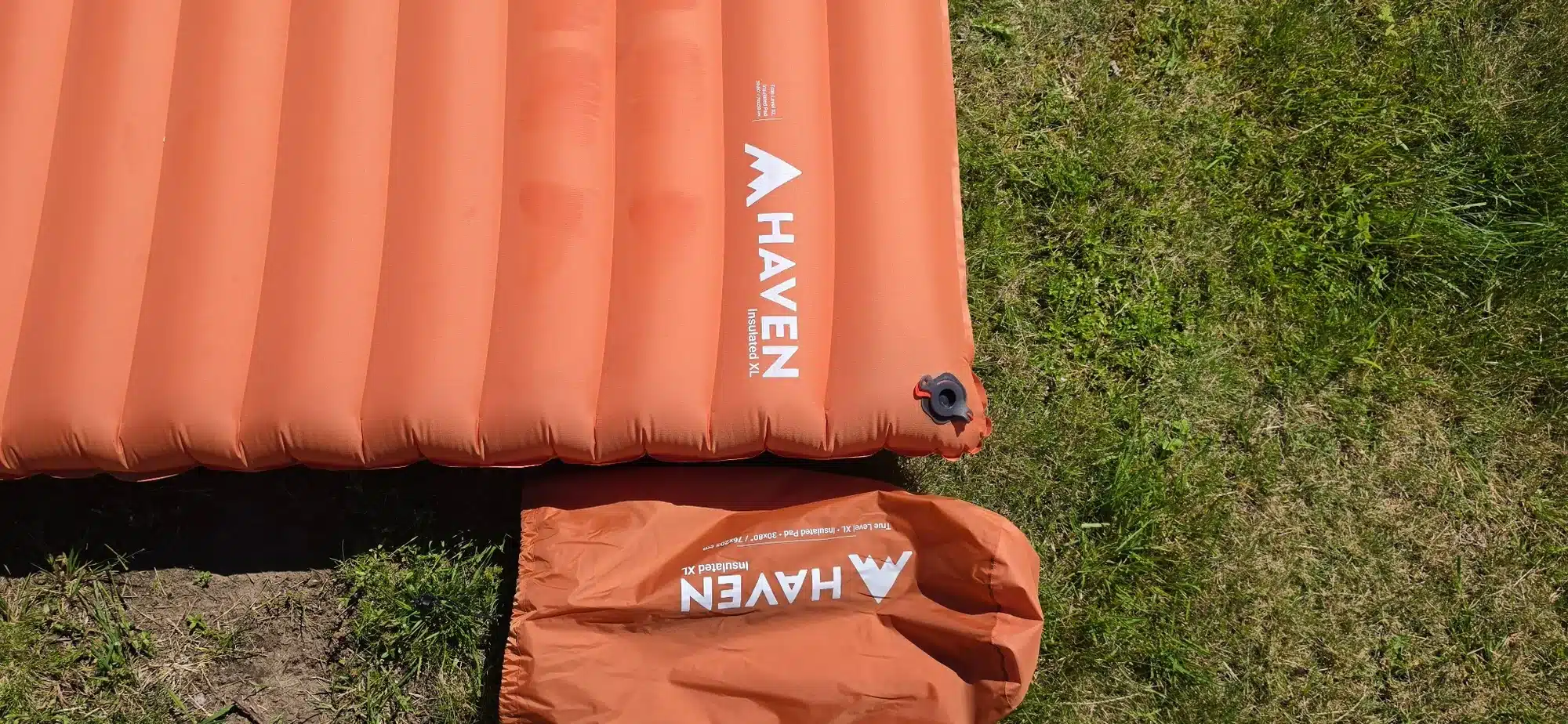Haven True Level XL liggunderlag tillsammans med packpåsen